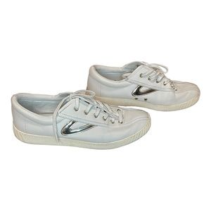 Tretorn Nylite 2 Leather Fashion Sneaker Shoes with Gold Accents